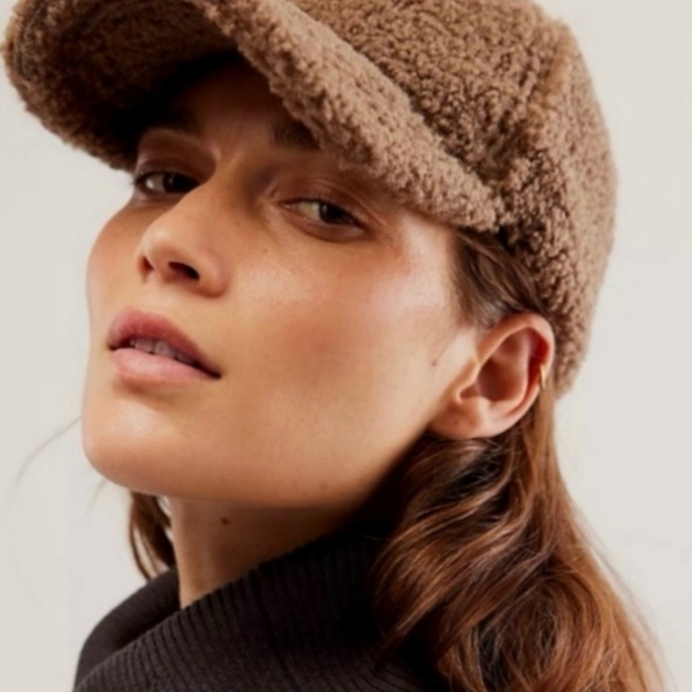 Mod Gray Sherpa Cap - Picture 3 of 3